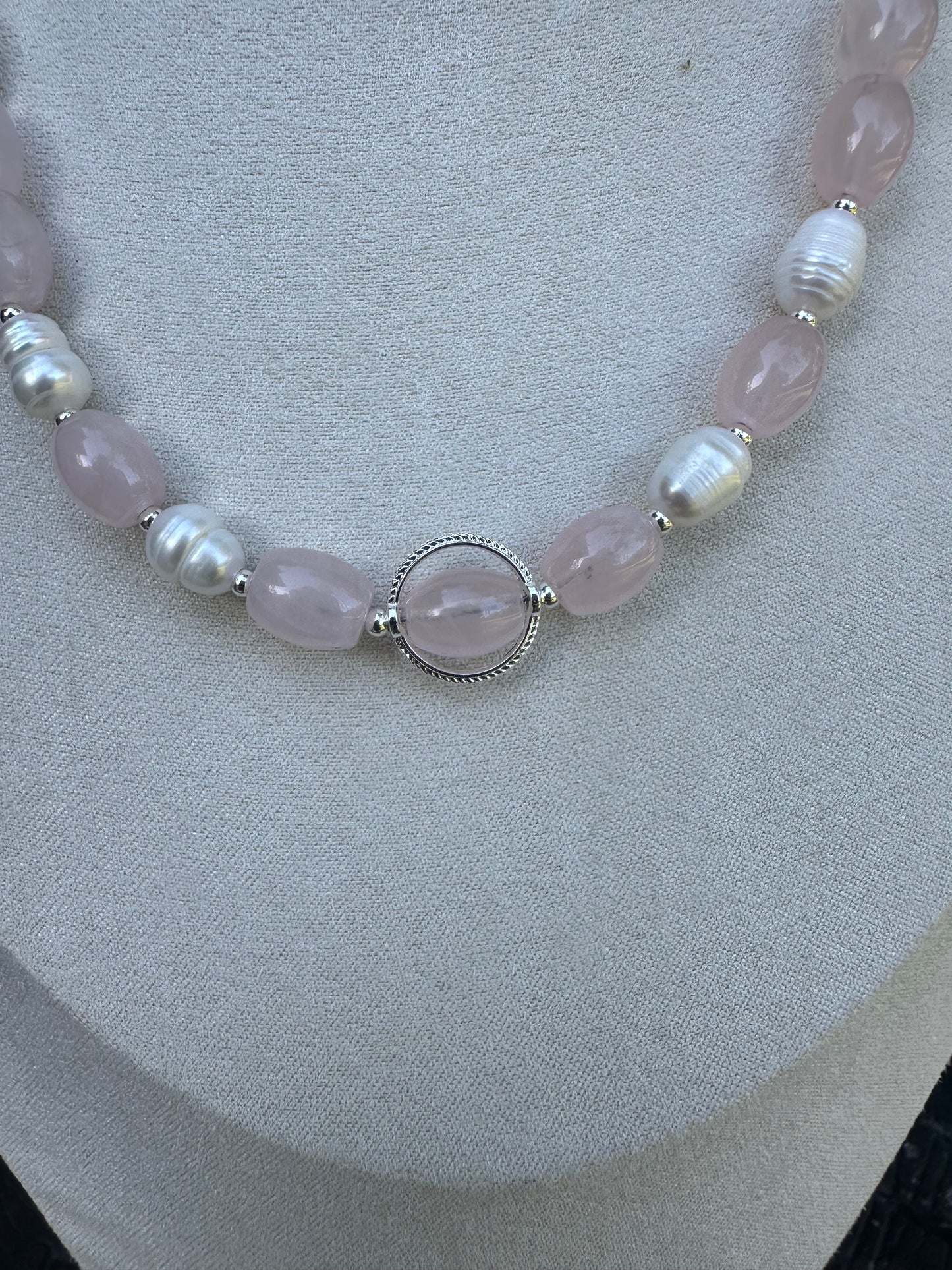 Old Savannah Blush Beaded Choker